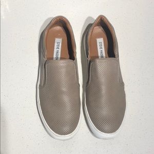 Steve Madden Sneakers